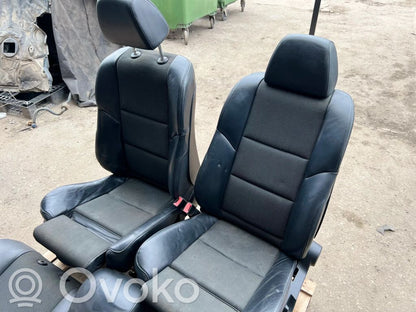 Комплект сидений