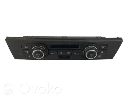 Air conditioning / climate control / interior heating control unit (in the passenger compartment)