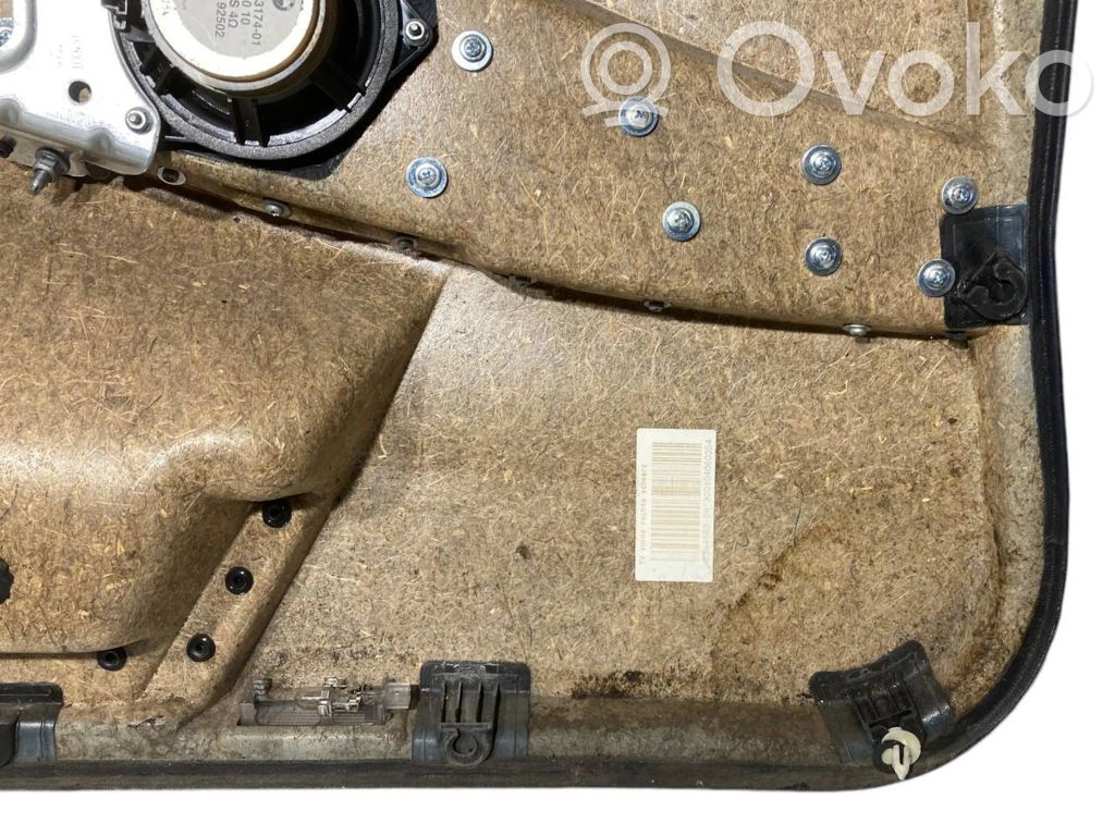 Priekšējo durvju apdare