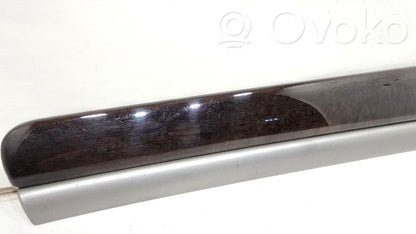 Decorative trim strip on the front