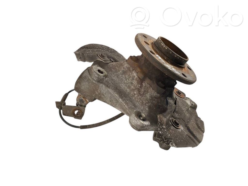 Priekšējā riteņa rumbas vārpstas šarnīrs (stupica, capfa)