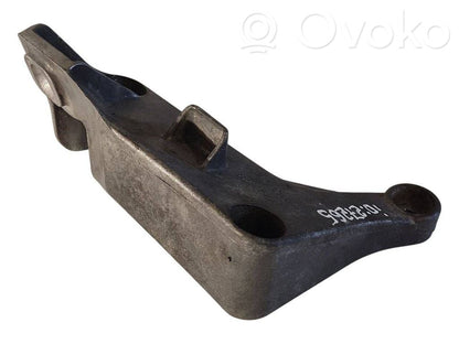 Dzinēja nostiprināšanas stiprinājums-kronšteins