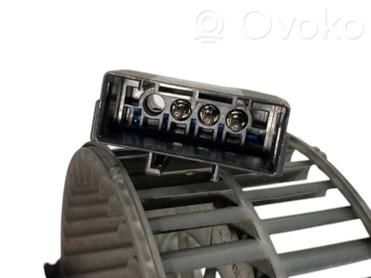 Mazā radiatora ventilators