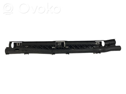 Cita veida dzinēja nodalījuma detaļa