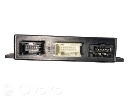 Durvju vadības bloks