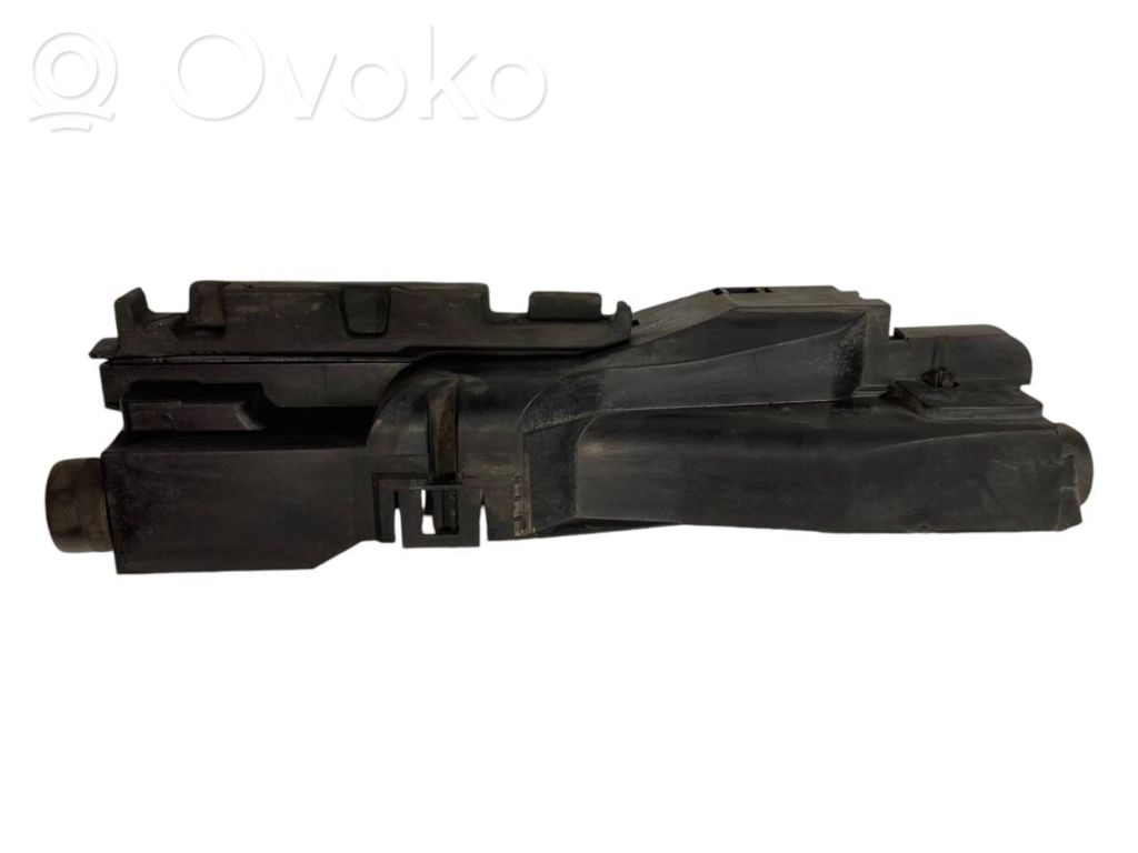 Radiatora (-u) turētājs / kronšteins