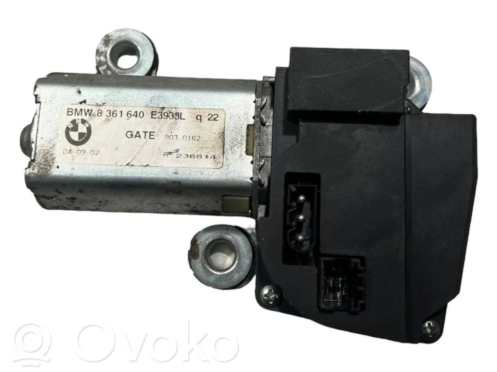 Aizmugurējā loga tīrītāja motoriņš