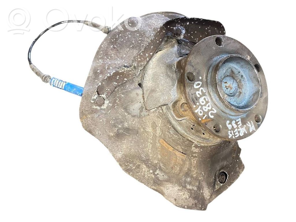 Priekšējā riteņa rumbas vārpstas šarnīrs (stupica, capfa)