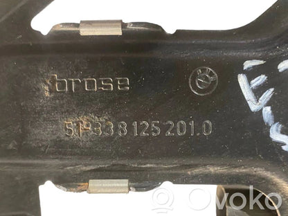 Priekšpusē elektriskā loga pacelšanas mehānisma komplekts