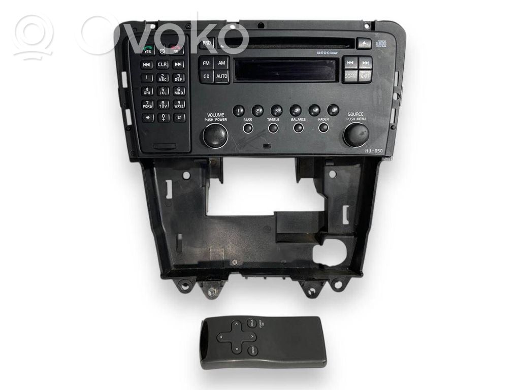 Radio / CD/DVD atskaņotājs / navigācija