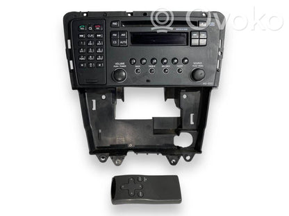 Radio / CD/DVD atskaņotājs / navigācija