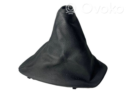 Handle decoration – leather/fabric