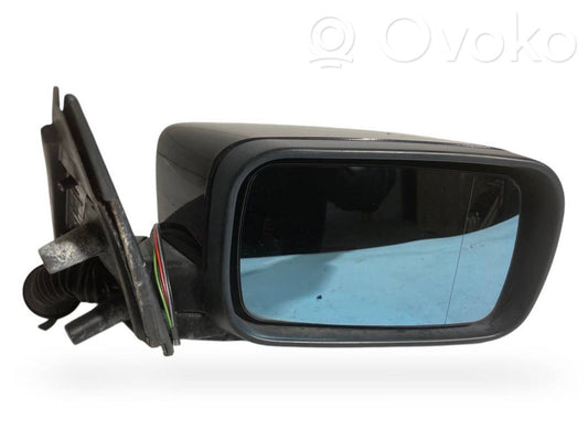 Mirror (electrically controlled)