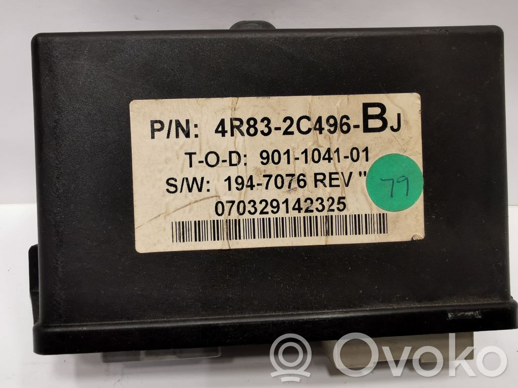 Rokas bremžu vadības modulis