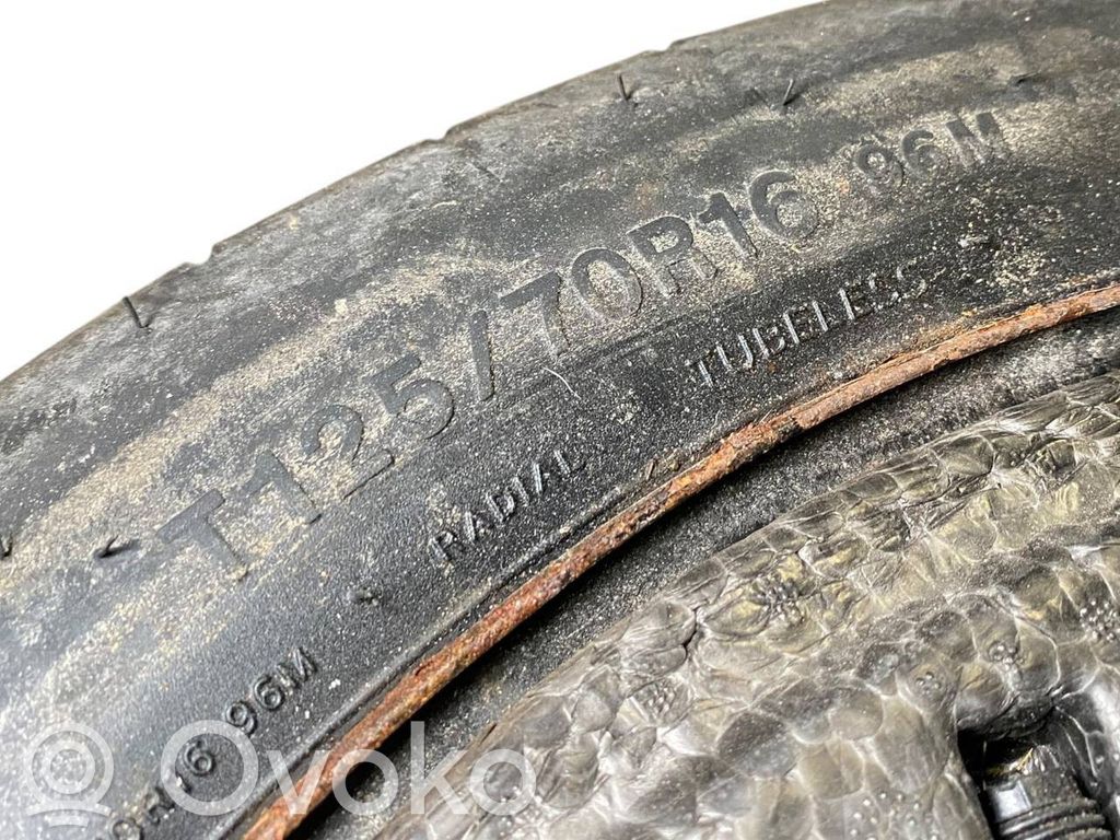R16 rezerves ritenis