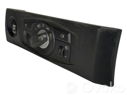 Headlight switch