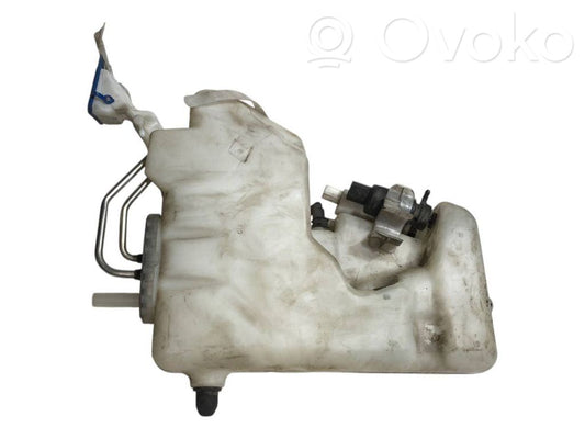 Logu šķidruma tvertne