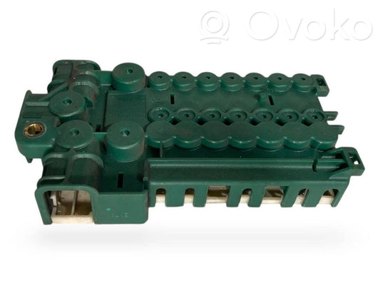 Plusa vadu savienošanas mezgls