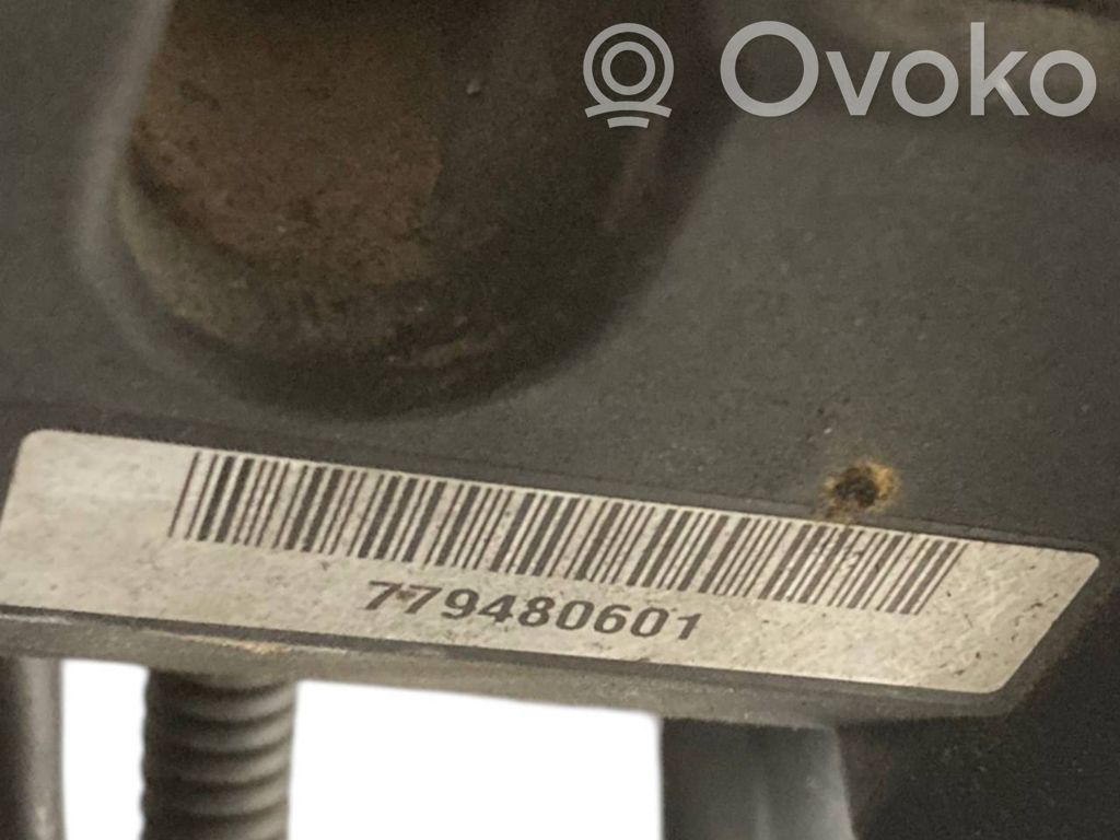 Dzinēja vadu instalācija