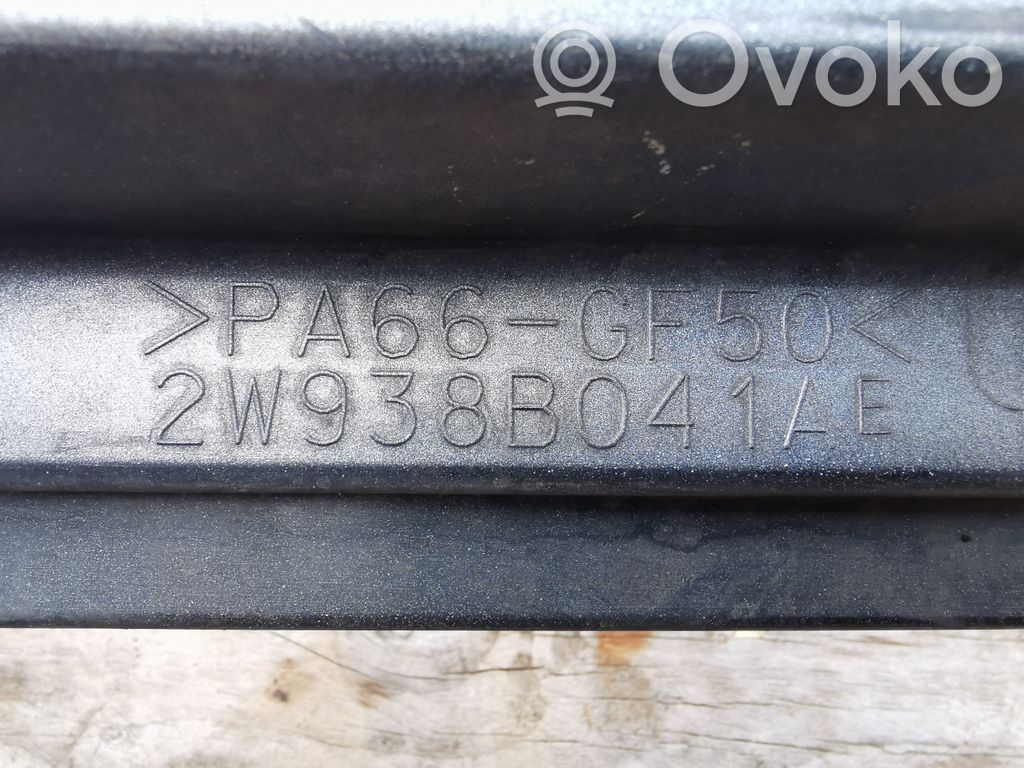 Верхняя часть панели радиатора (телевизор)