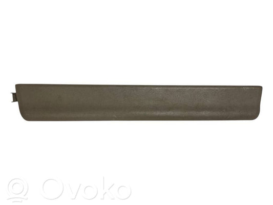 Priekšējā sliekšņa dekoratīvā apdare (iekšējā)