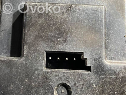 Elektrisko logu slēdzis