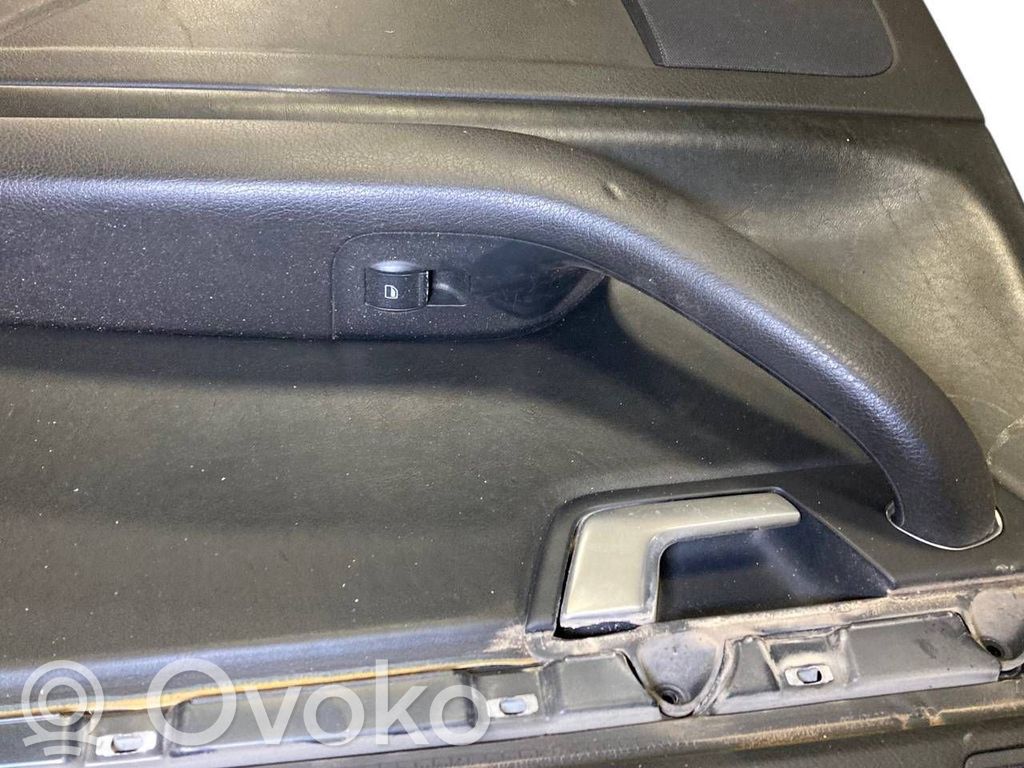 Sēdekļu komplekts