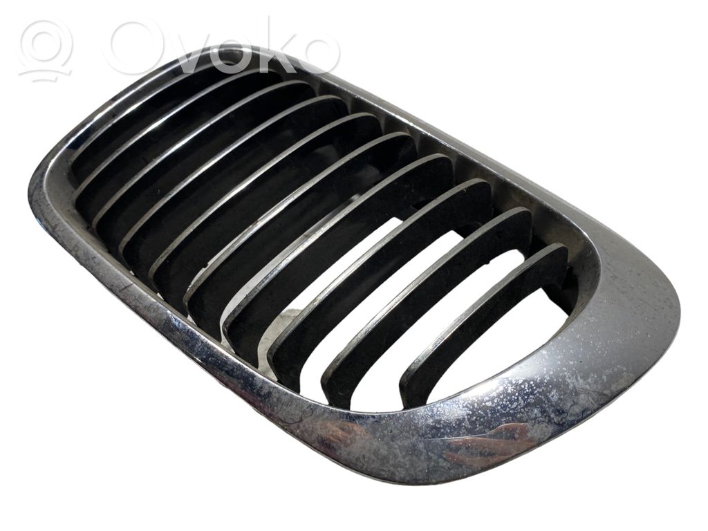 Priekšējais režģis