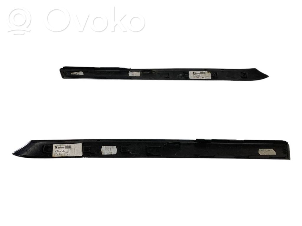 Salona dekoratīvās apdares komplekts