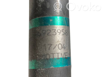 Air conditioner pipe(s) / hose(s)