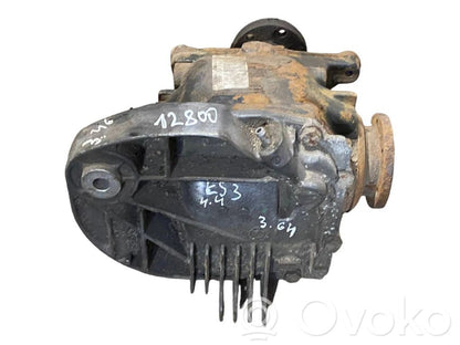 Aizmugurējais reduktors