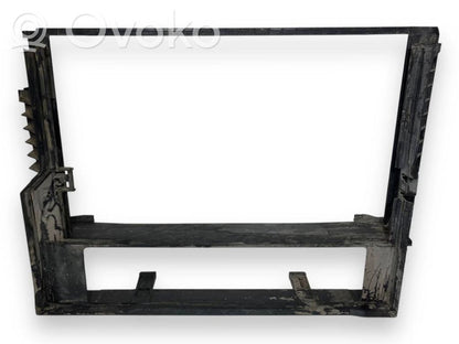 Radiatoru dekoratīvā apdare