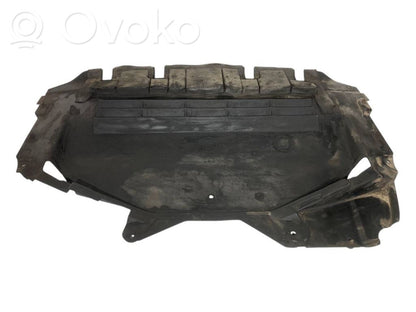 Dzinēja apakšas aizsargs