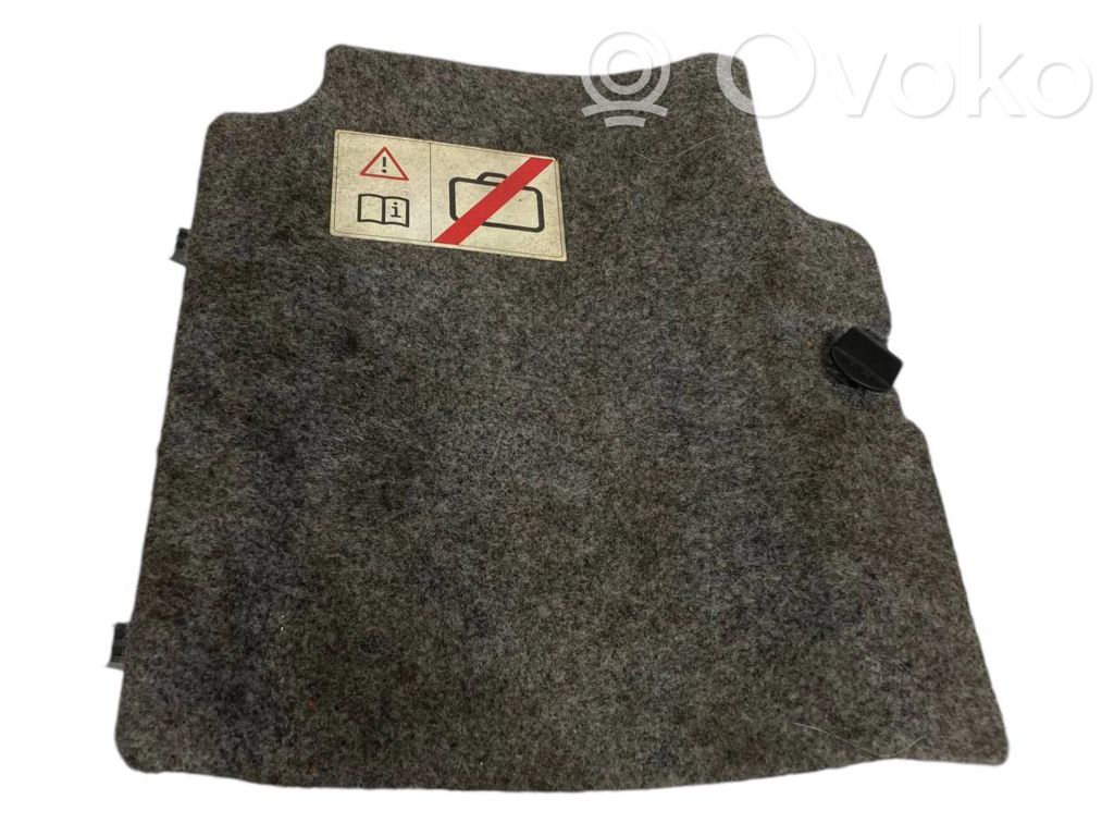 Другой тип декоративной отделки багажника