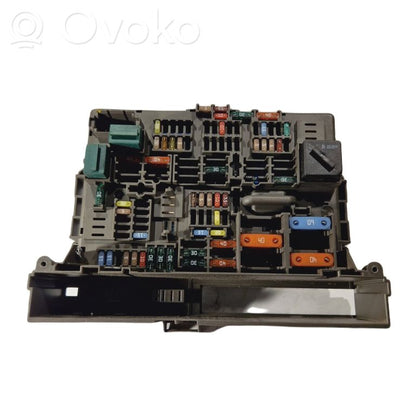 Блок предохранителей (комплект)