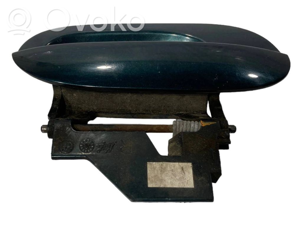 External opening handle