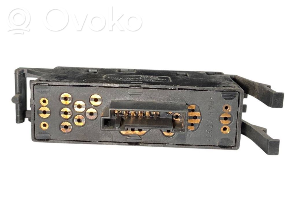 Elektrisko logu slēdzis