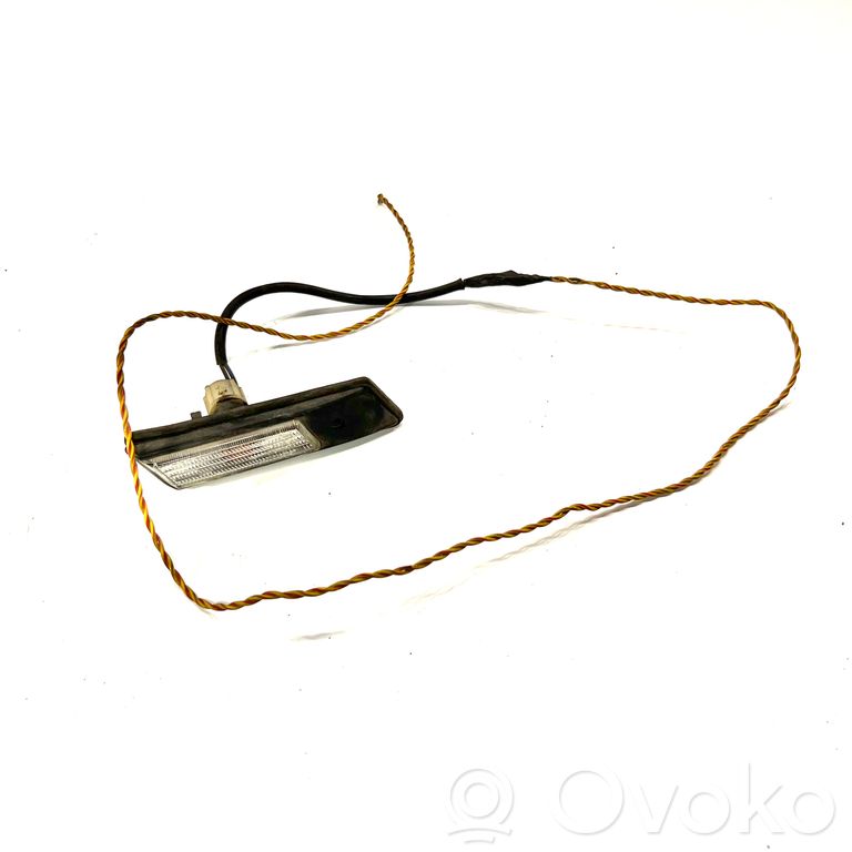 Spārna pagrieziena lukturis