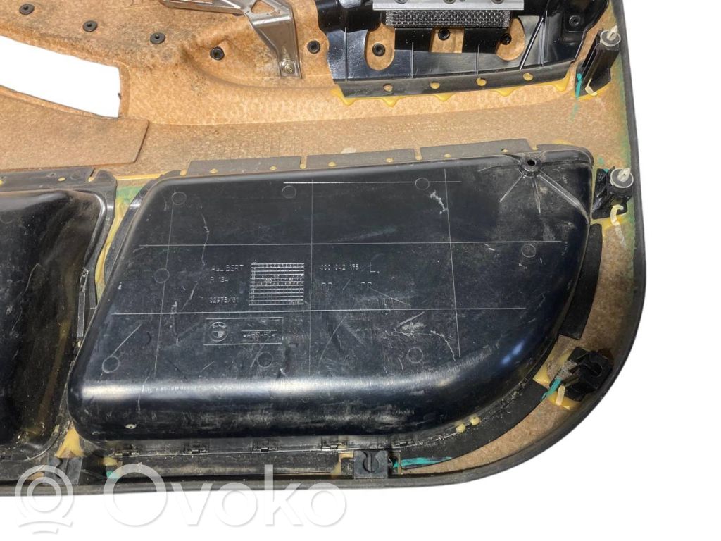 Priekšējo durvju apdare