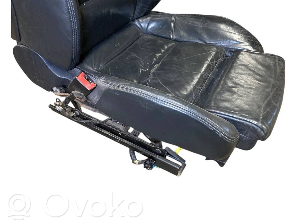 Sēdekļu komplekts