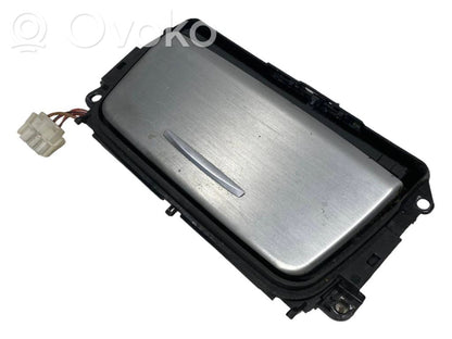 Pelnutrauks (priekšā)