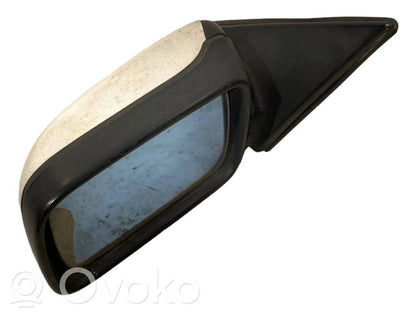Mirror (electrically controlled)