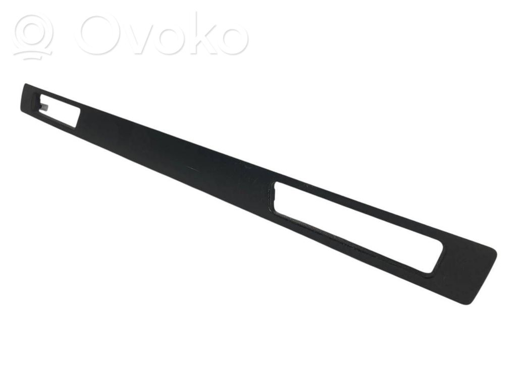 Dekoratīvās apdares lenta