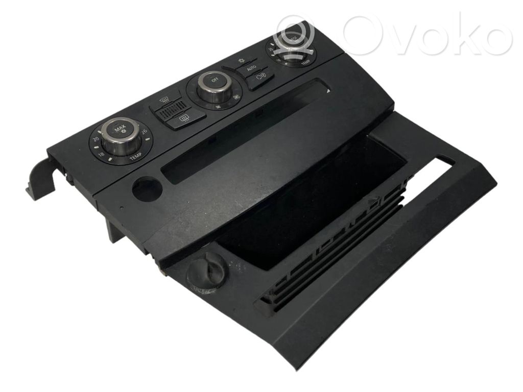 Gaisa kondicioniera / klimata kontroles / salona apsildes vadības bloks (salonā)