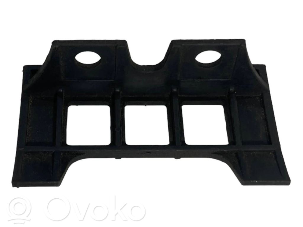 Aizmugurējā bufera montāžas kronšteins