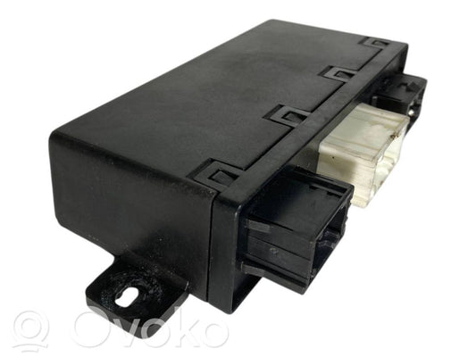 Durvju vadības bloks