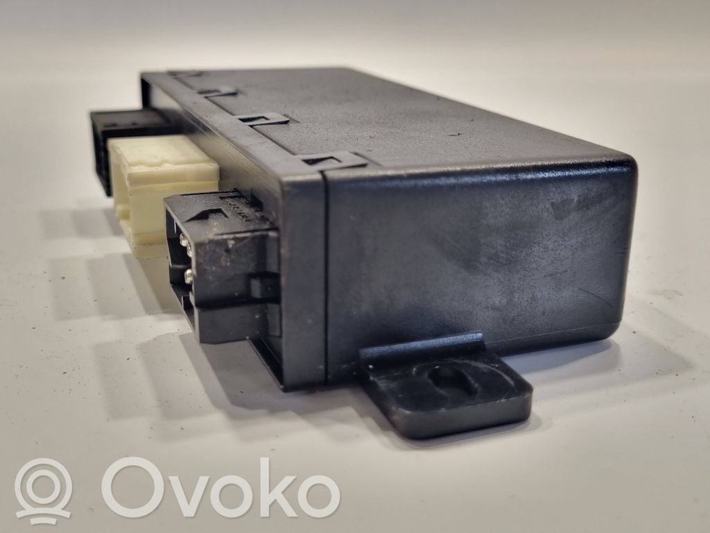 Durvju vadības bloks