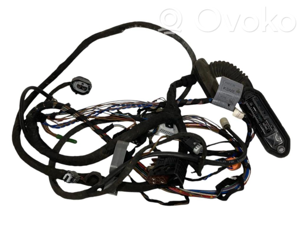 Priekšējo durvju vadu instalācija