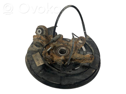 Aizmugurē riteņa rumbas vārpstas šarnīrs (stupica, capfa)