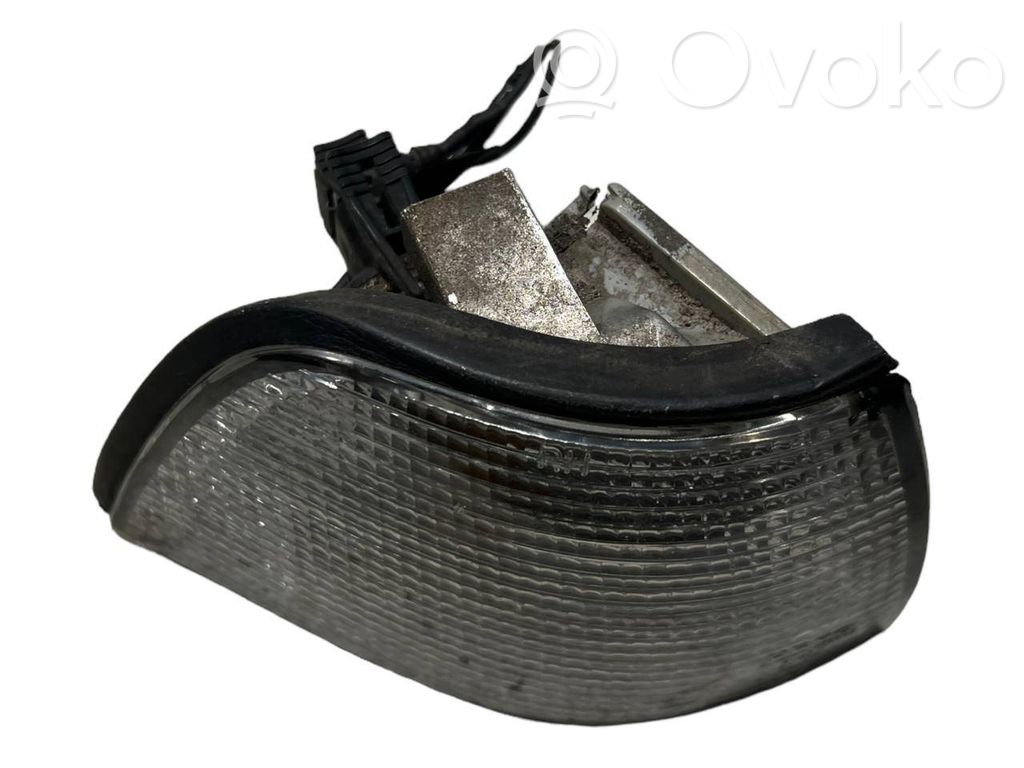 Priekšējais pagrieziena lukturis